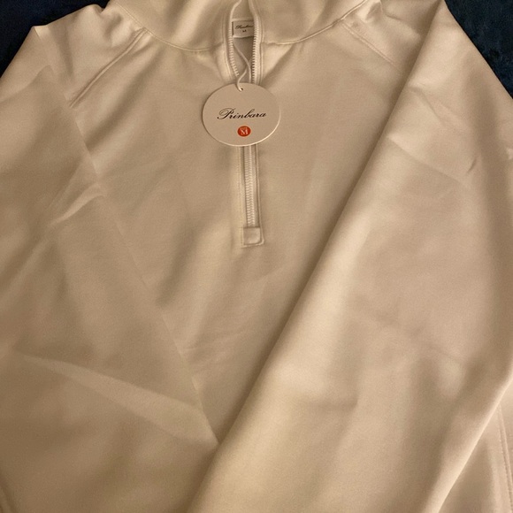 I’m selling this set of new white pant&sweater - Picture 2 of 16